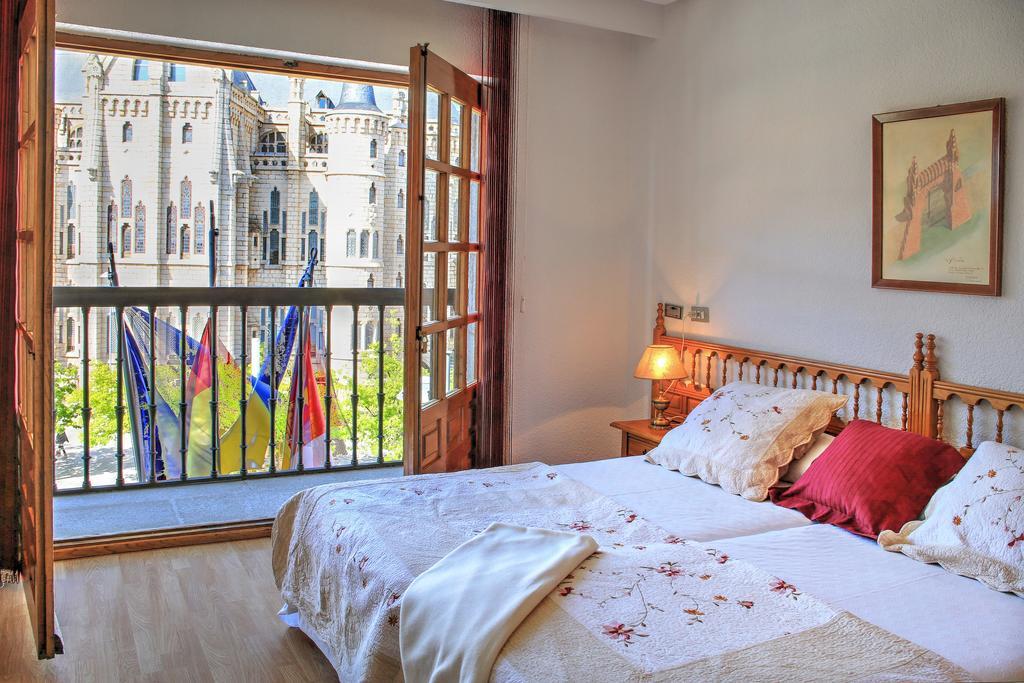 Hotel Gaudi Astorga Zimmer foto